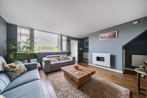 Photo 11- click for photo gallery